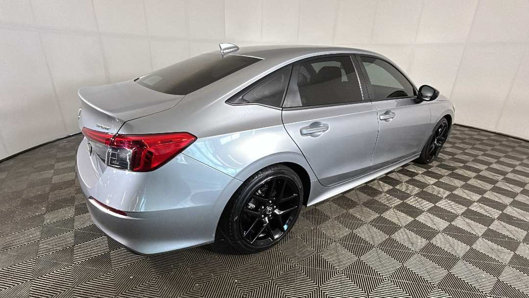 2023 Honda Civic Sport - Image 2