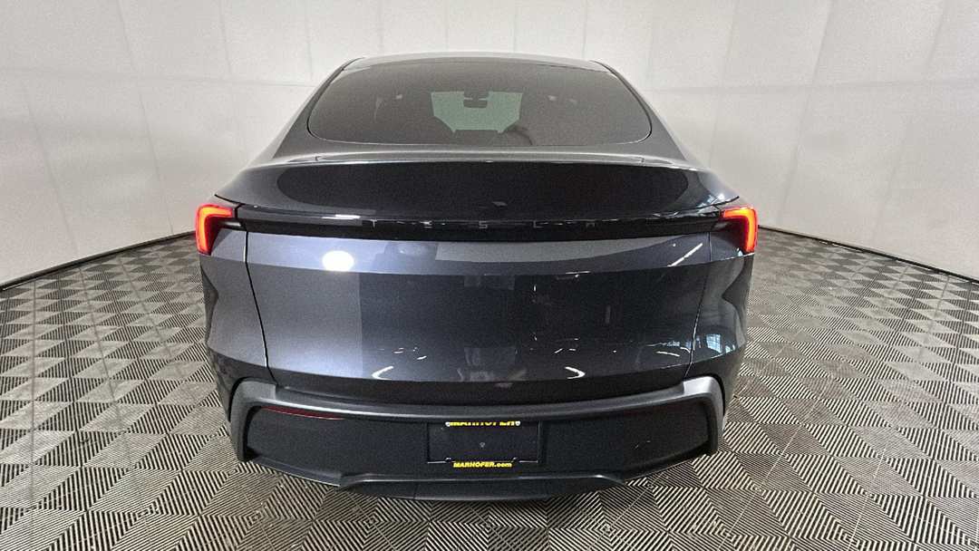 2026 Tesla Model Y Standard Range - Image 3
