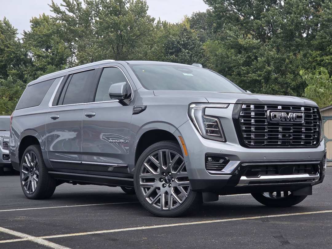 2027 GMC Yukon Xl Denali Ultimate - Image 3