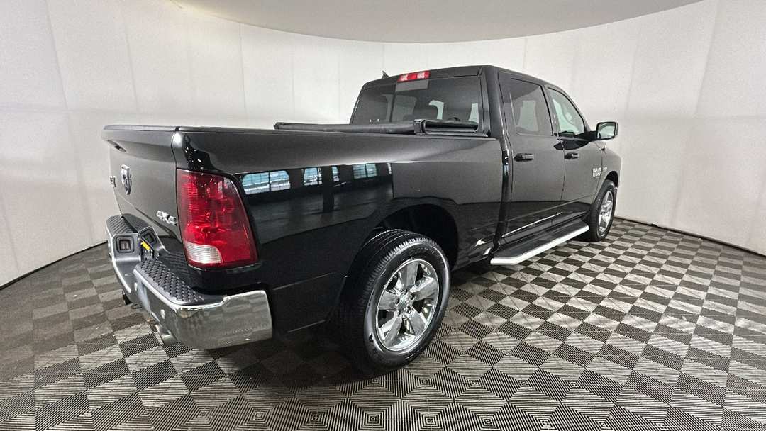 2019 Ram 1500 Classic Big Horn - Image 3