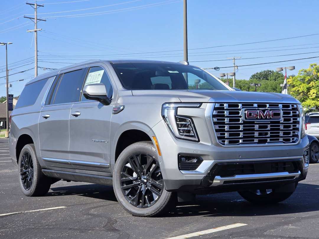 2026 GMC Yukon Xl Denali - Image 3