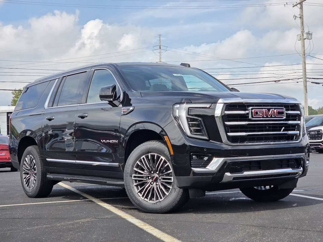 2026 GMC Yukon Xl Elevation - Image 3