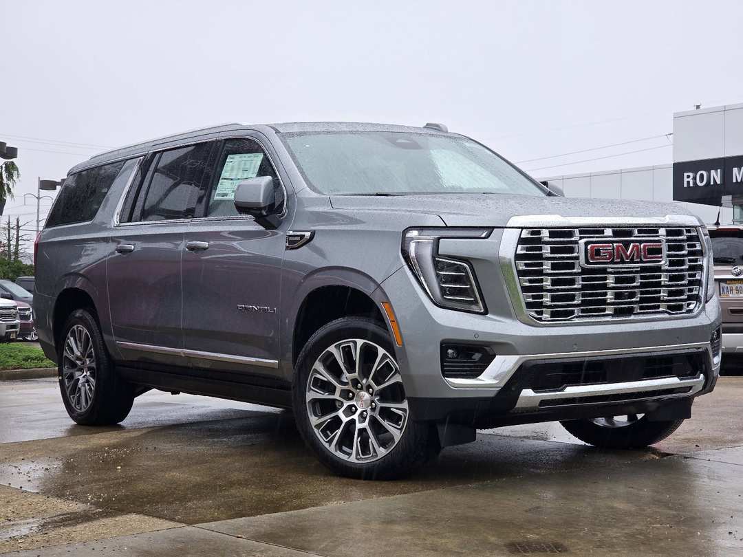 2026 GMC Yukon Xl Denali - Image 3