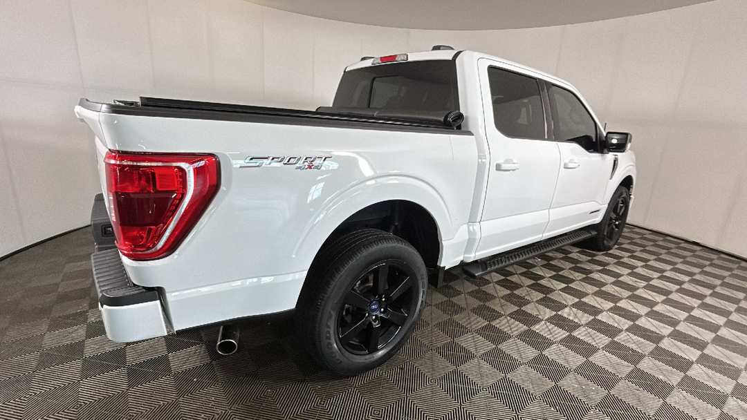 2022 Ford F-150 XLT - Image 3