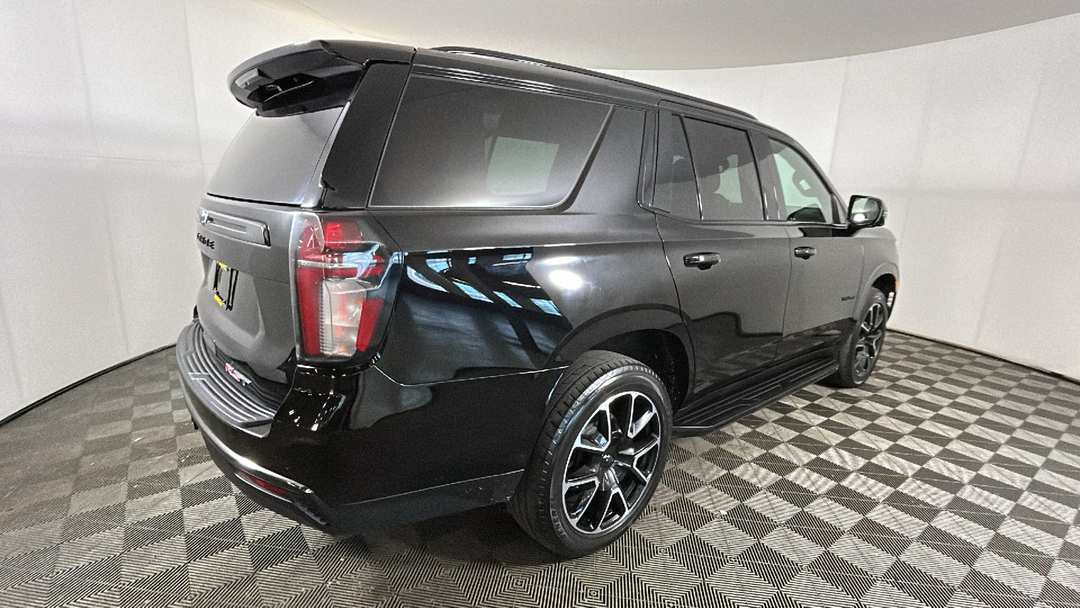 2021 Chevrolet Tahoe RST - Image 3
