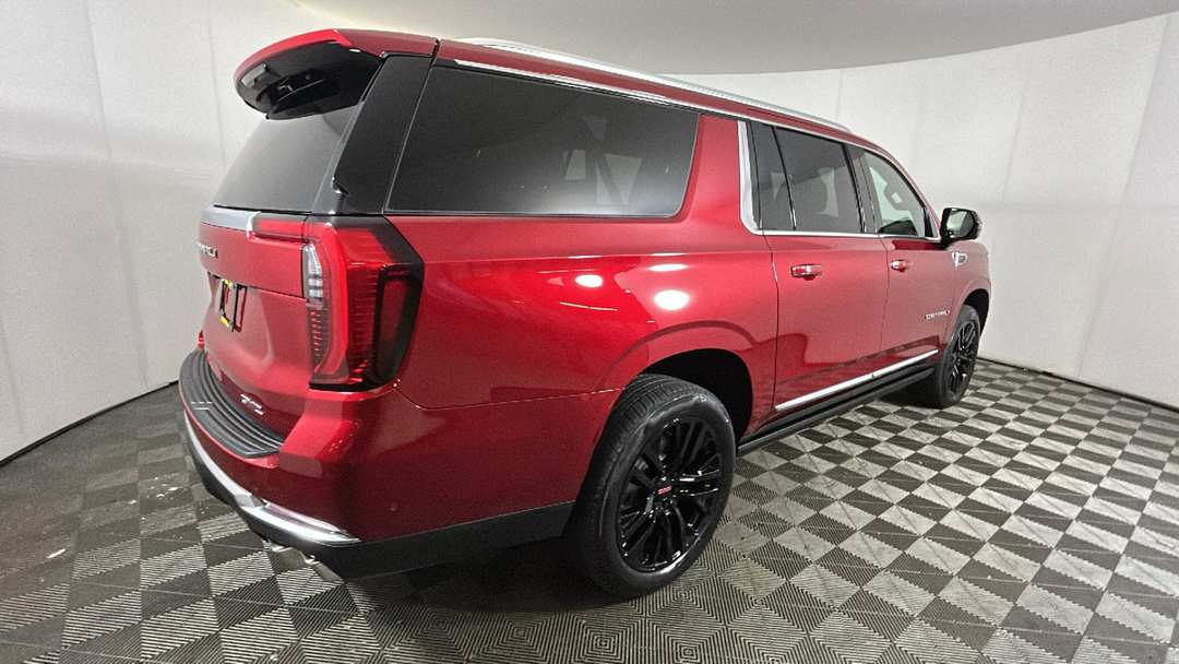 2026 GMC Yukon Xl Denali - Image 3