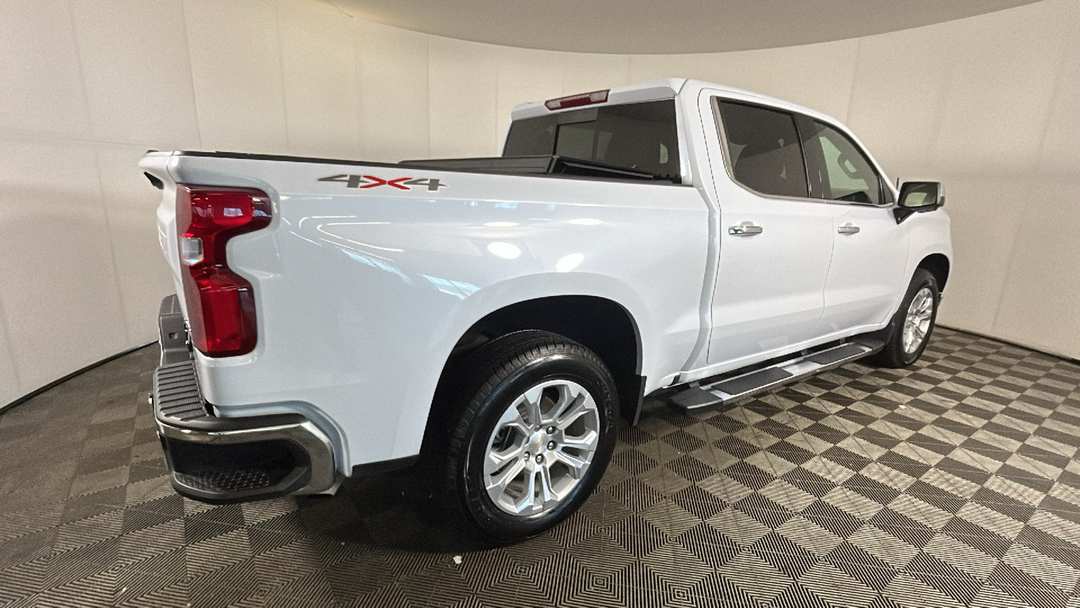 2026 Chevrolet Silverado 1500 LTZ - Image 3
