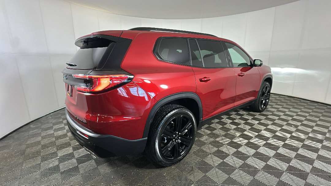 2026 GMC Acadia Elevation - Image 2