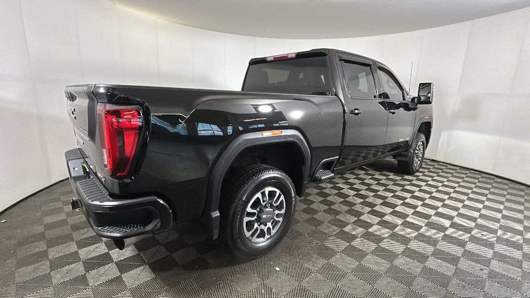 2022 GMC Sierra 3500Hd AT4 - Image 3