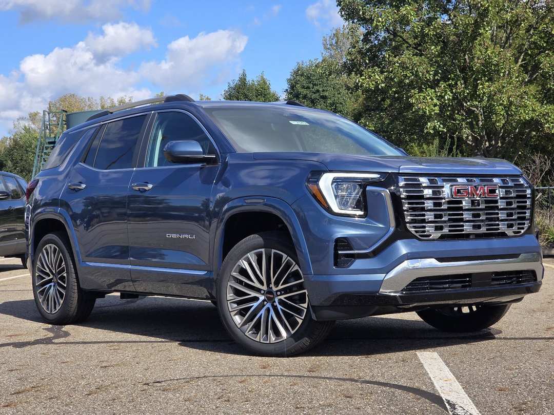 2027 GMC Terrain Denali - Image 2