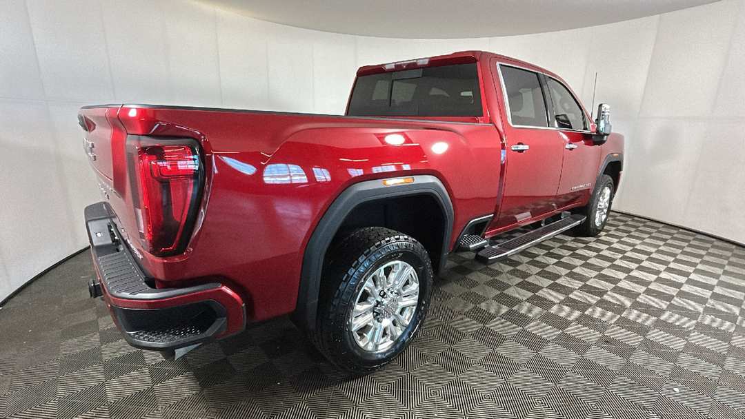 2021 GMC Sierra 2500Hd Denali - Image 3