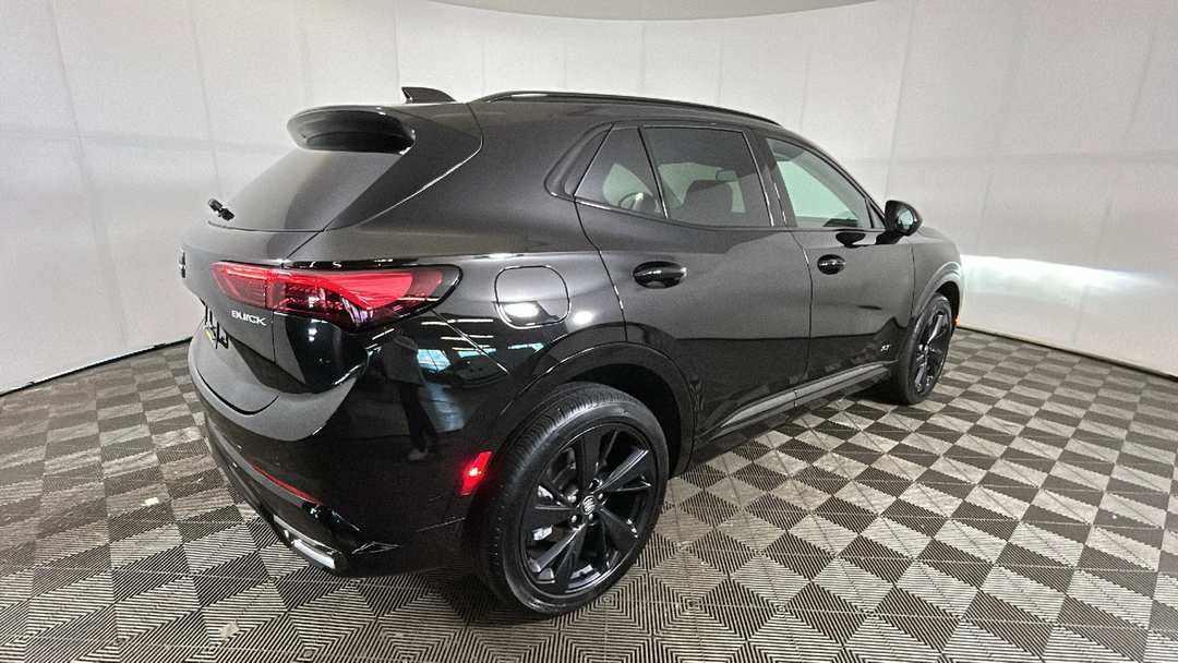2026 Buick Envision Sport Touring - Image 2