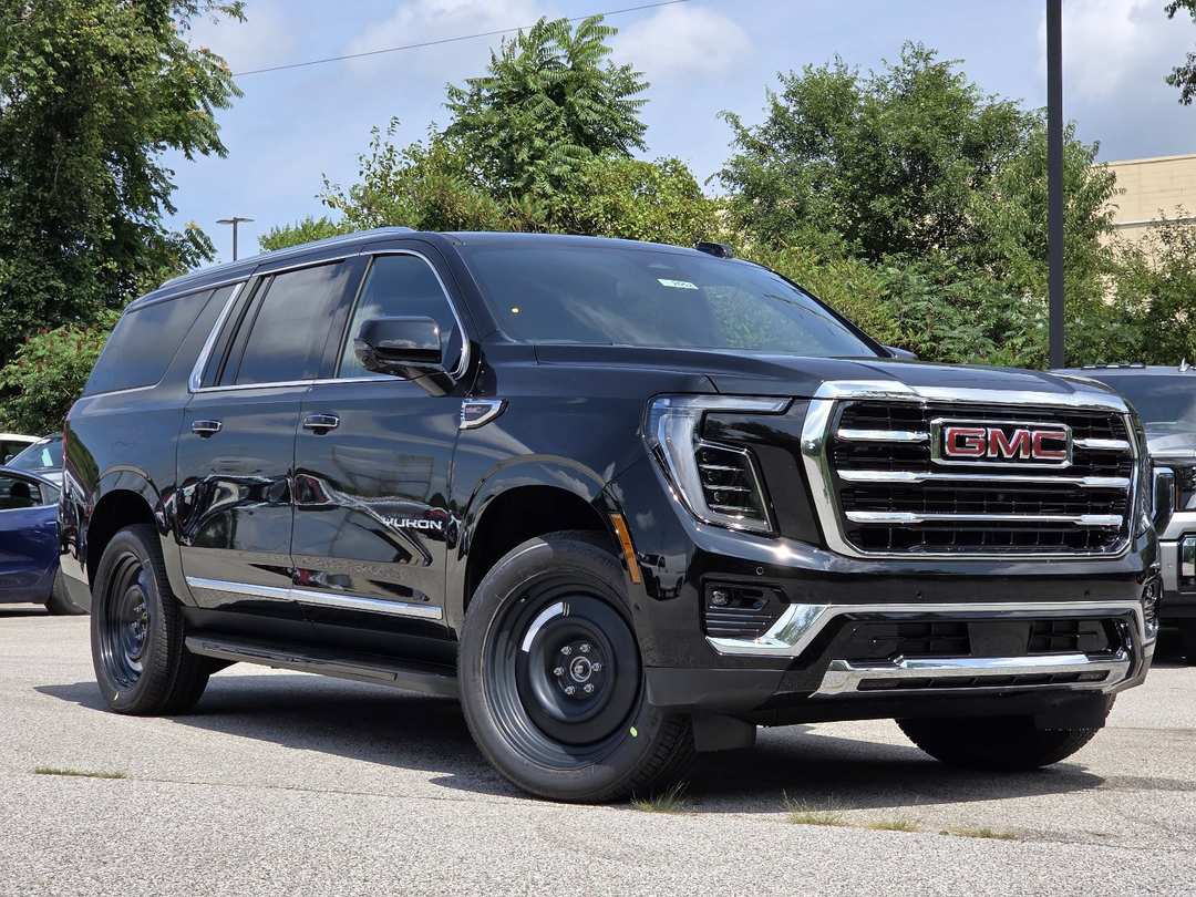2026 GMC Yukon Xl Elevation - Image 3