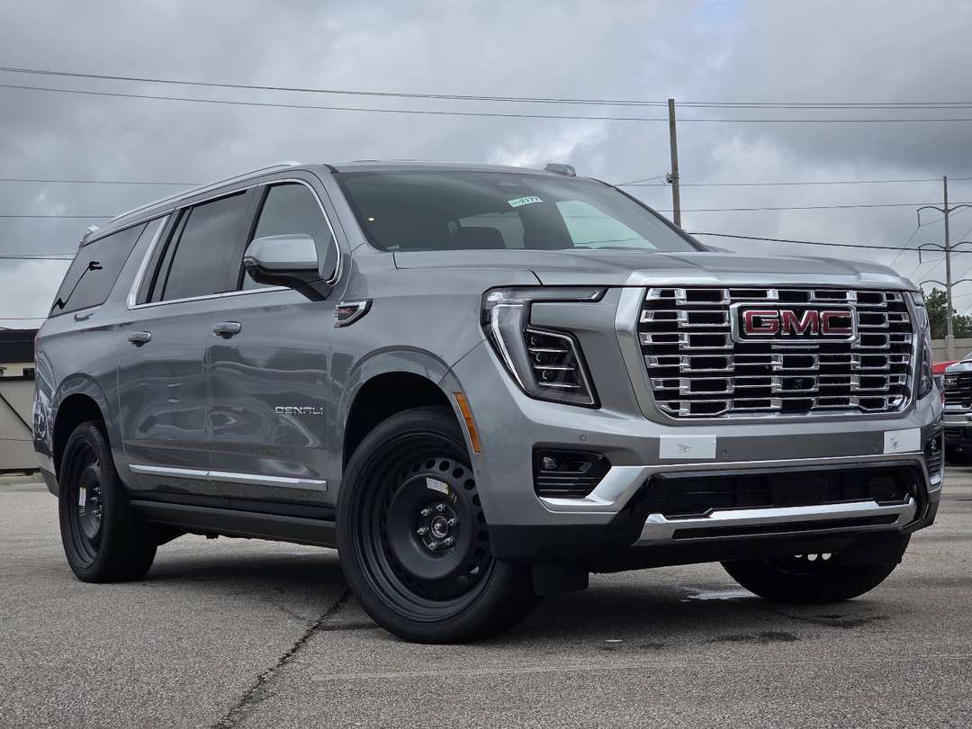 2026 GMC Yukon Xl Denali - Image 3