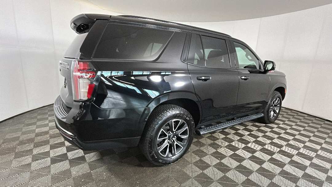 2021 Chevrolet Tahoe Z71 - Image 3