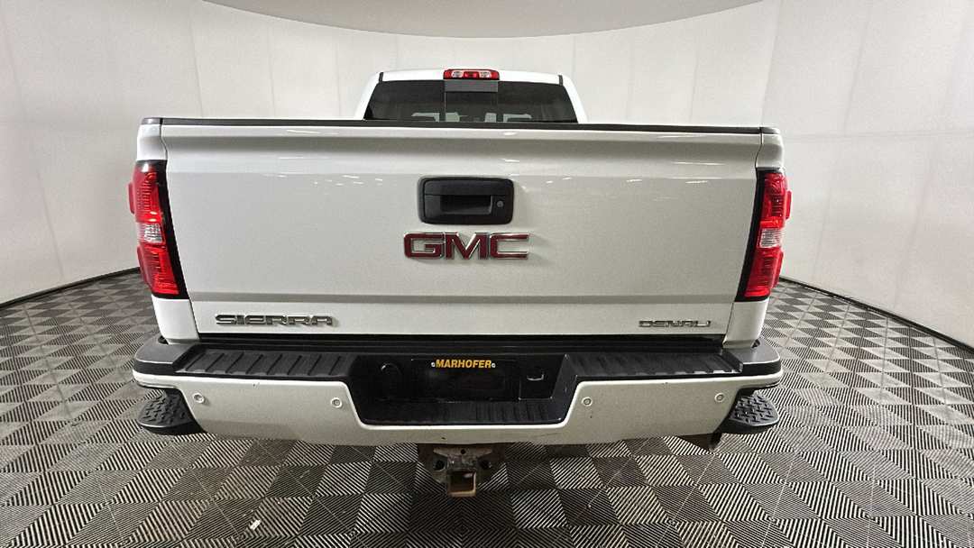 2015 GMC Sierra 3500Hd Denali - Image 3